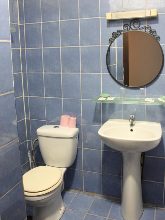 Hotel Petit Bastille Aulnay-sous-Bois Szoba fotó